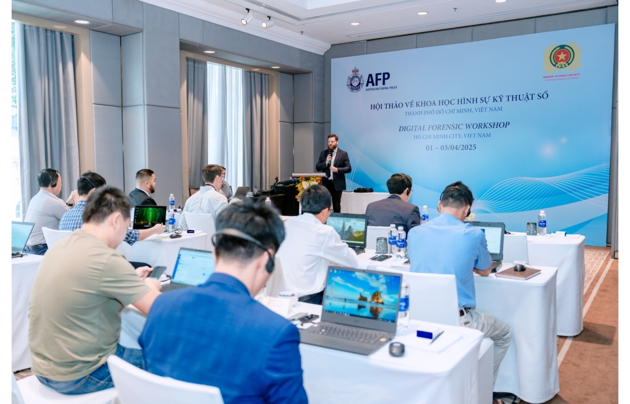 Hội Thảo Về Khoa Học Hình Sự & Kỹ Thuật Số