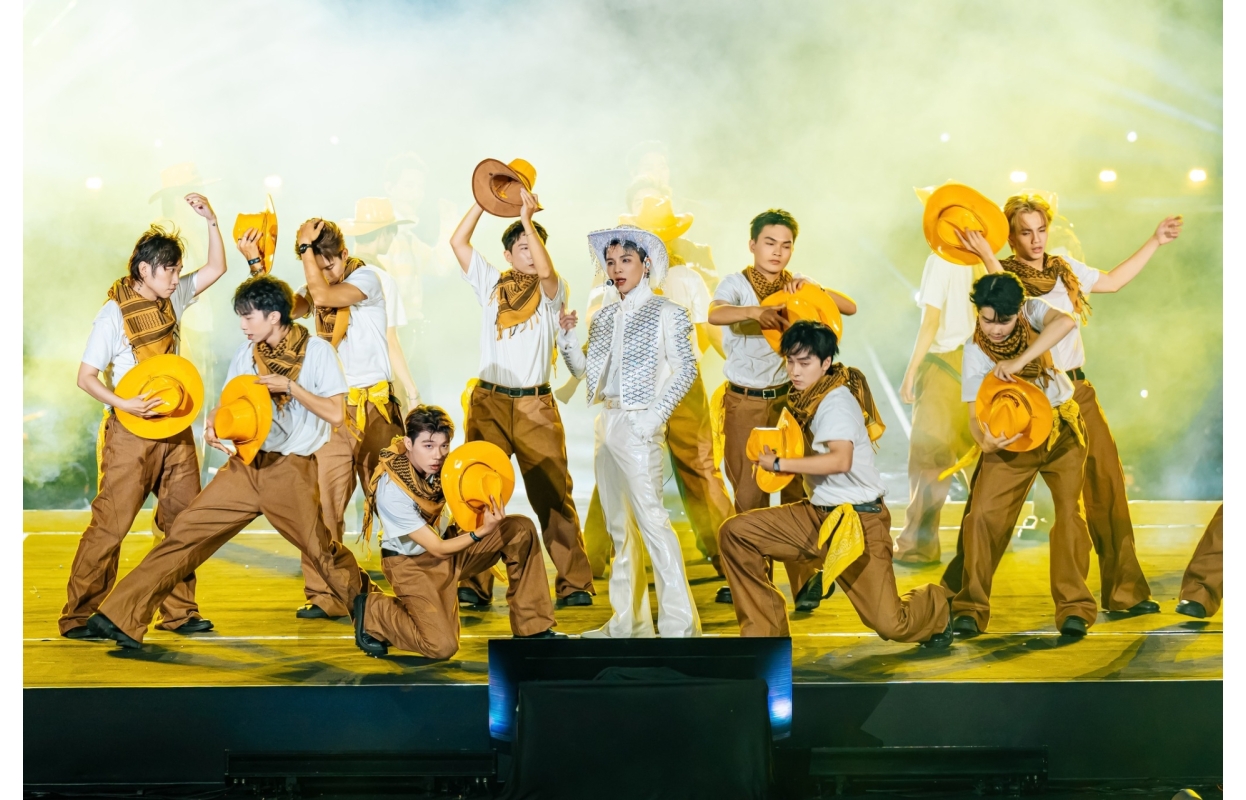 Concert “Anh Trai Say Hi”