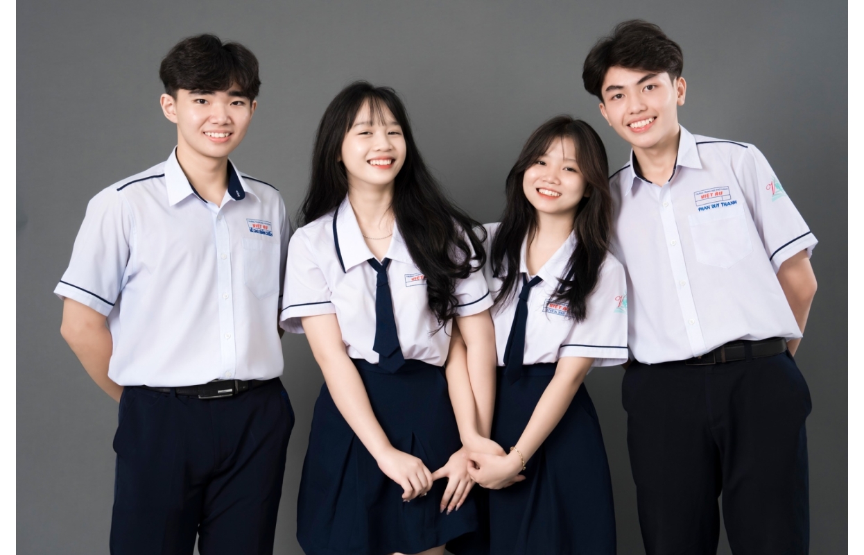 Chụp Ảnh Quảng Cáo Trường THPT Việt Âu