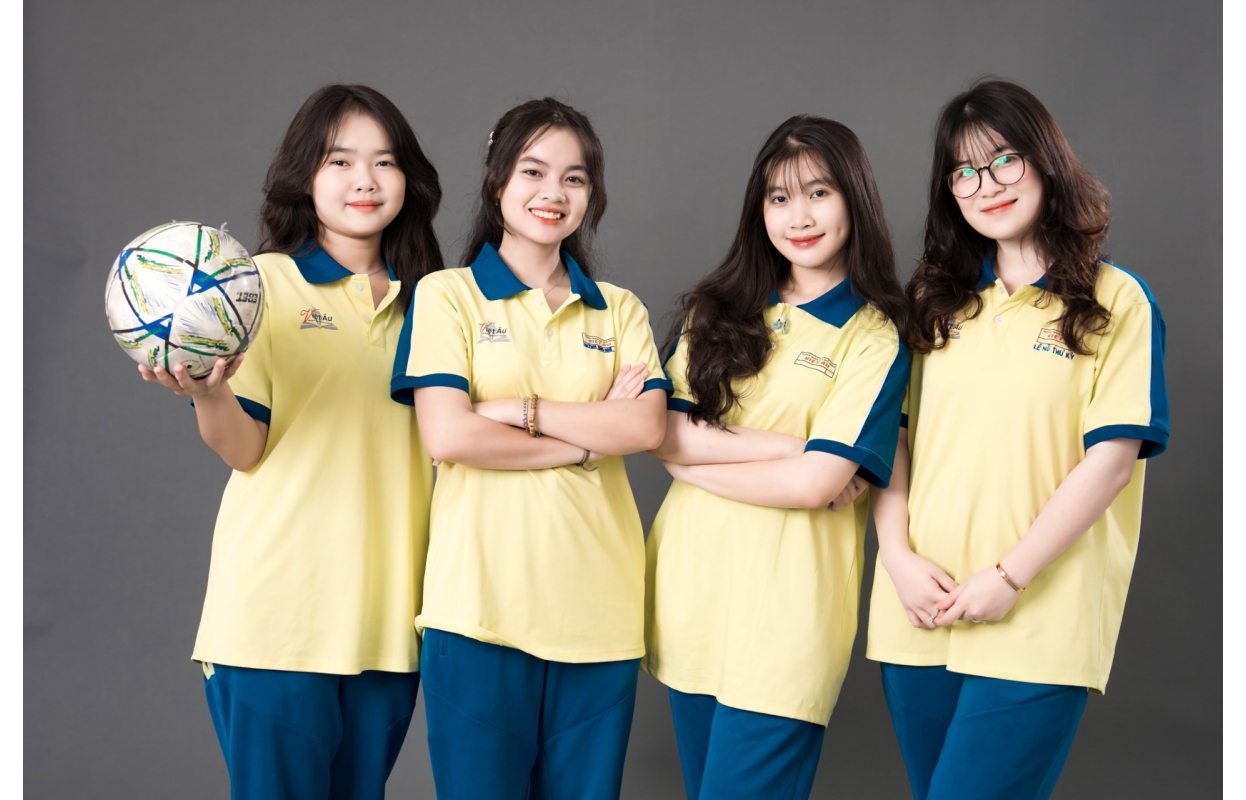 Chụp Ảnh Quảng Cáo Trường THPT Việt Âu