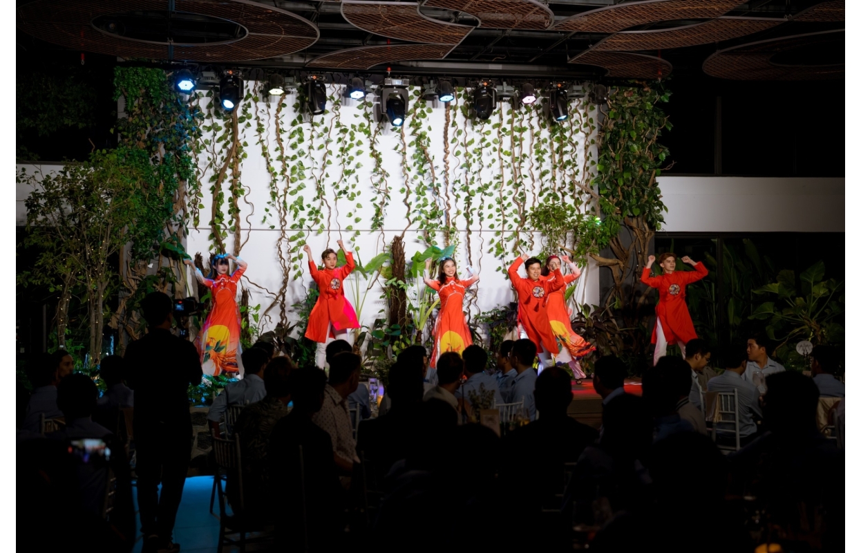 YEAR END PARTY – NEWTECONS BA SON