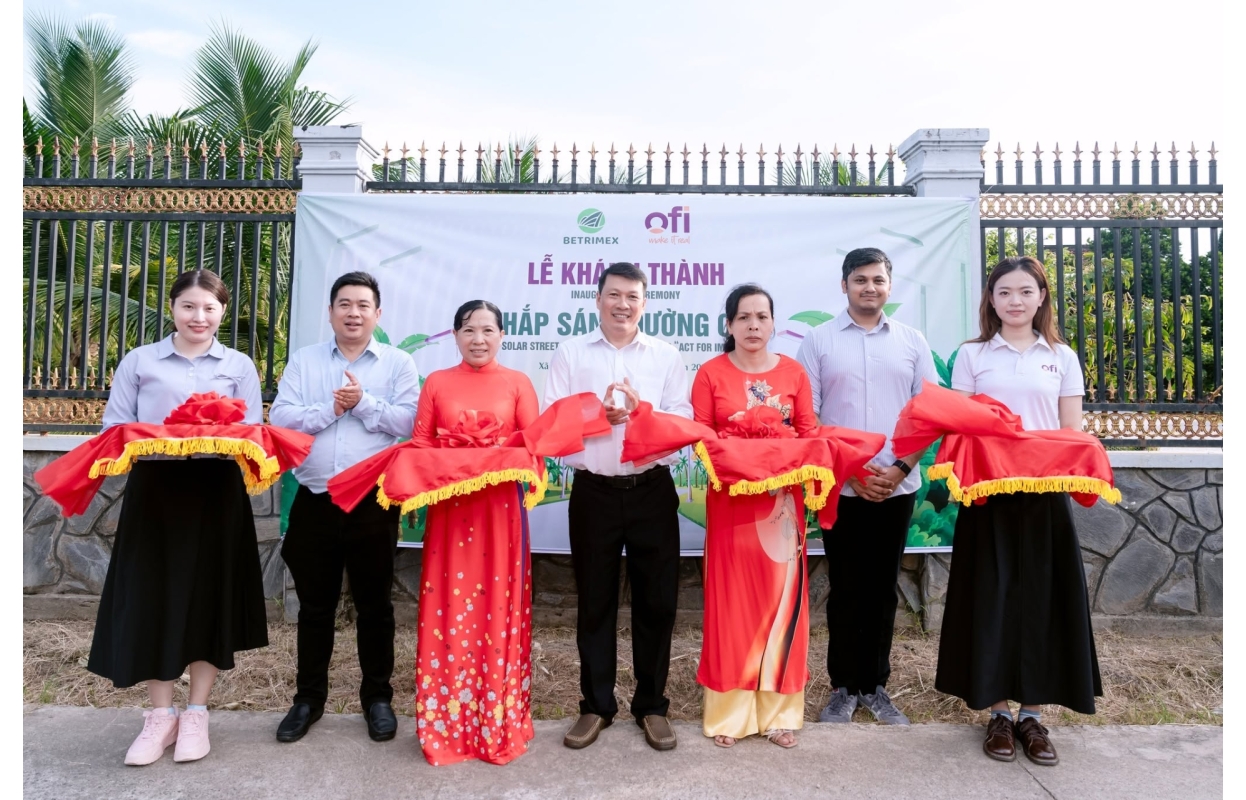 Dự Án Betrimex Thắp Sáng Đường Quê Xã Châu Hoà