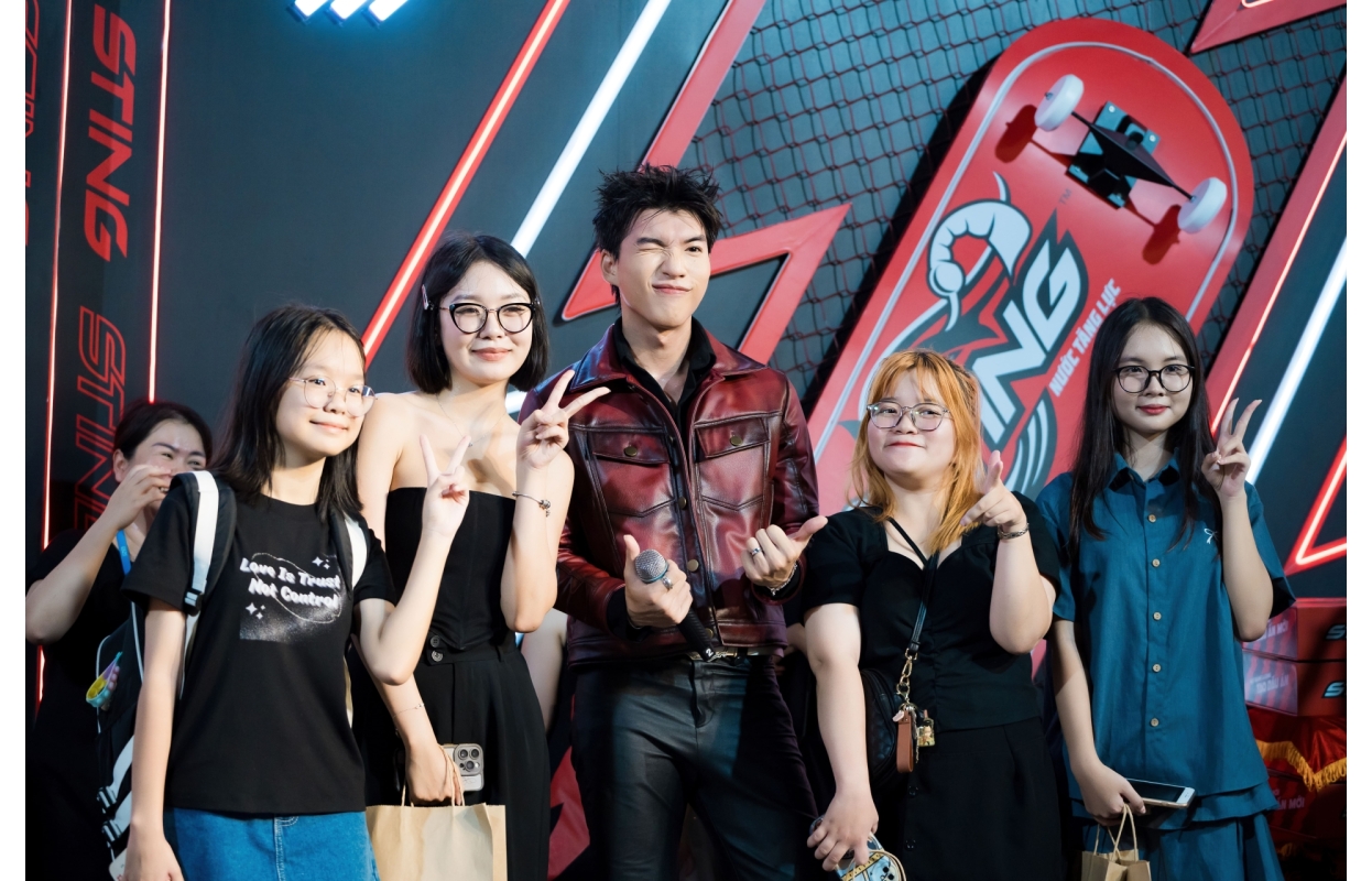 Hiếu Thứ 2 Tại Sự Kiện STING