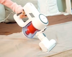 Chụp Ảnh Sản Phẩm Máy Hút Bụi Easyr