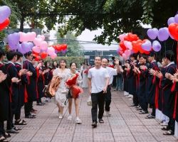 Lễ Trưởng Thành và Tri Ân Trường THPT Việt Âu - "Viết Tiếp Thanh Xuân"