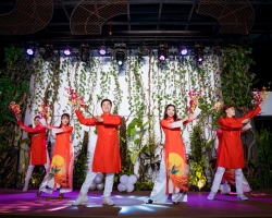 YEAR END PARTY – NEWTECONS BA SON