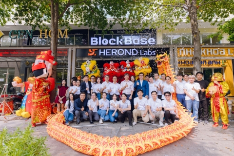 Quay Chụp Khai Trương